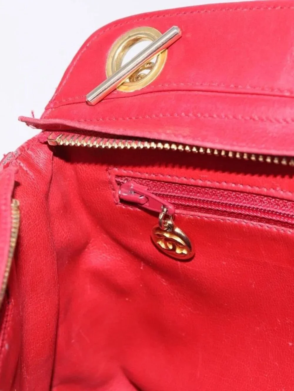 CHANEL Matelasse Chain Shoulder Bag Lamb Skin Red Gold CC Auth 187646